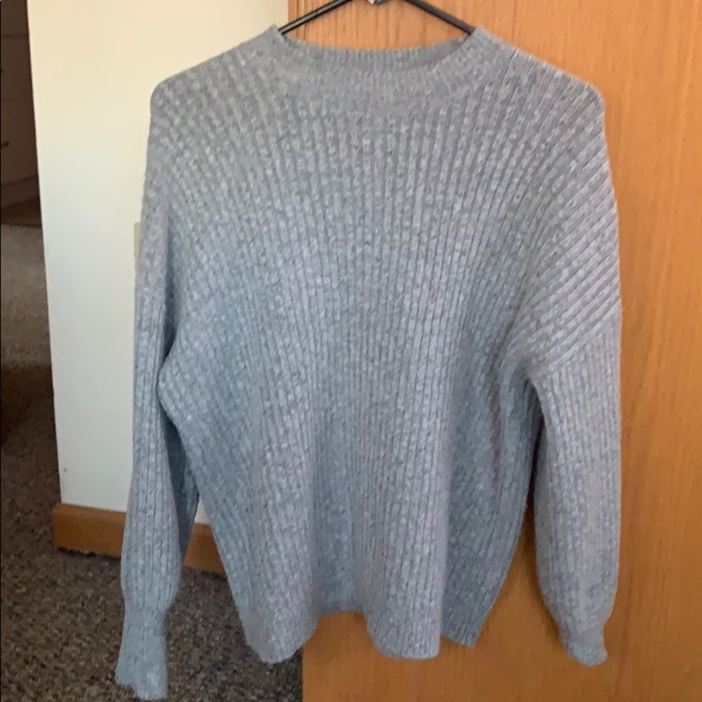 gray sweater